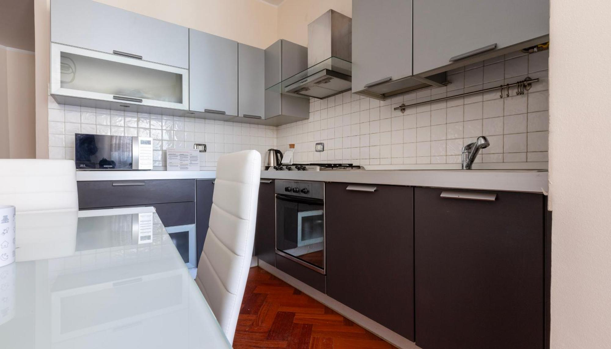 Italianway - Sismondi 74 * Milan